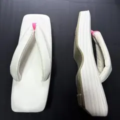 Item thumbnail for item 4f8bc211-aafe-489a-affa-f8ff99bcbc2a