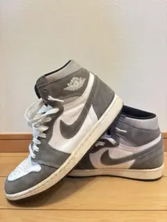 ナイキエアジョーダン1 High OG ブラックアンドスモークグレー　29cm