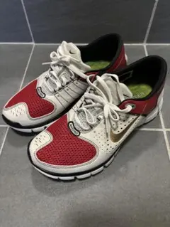 25cm Nike Free ランニングシューズ レッド/ホワイト/ブラック