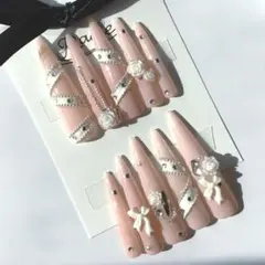 ロングネイルチップ　ギャル　ワンホン　スナ系　綺麗め　薔薇　ベイビーブーマー