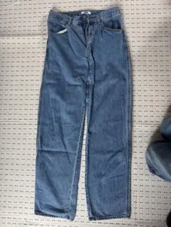 ユニクロ　ジーンズ　レディース