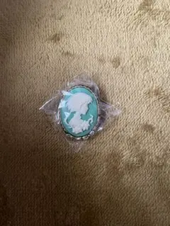 ジブリ　カメオブローチコレクション　キキ＆ソフィー