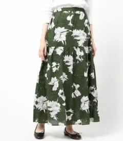Te chichi　ティアードロングスカート