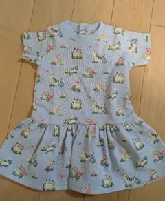 【最終価格】Cath Kids 水色　猫と花柄ワンピース 0-3mthsのサムネイル