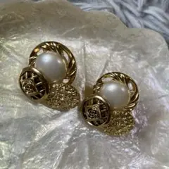 Item thumbnail for item 24ba8563-5895-4a1b-8ef9-e12d4a13d99d