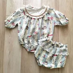 サーカス柄ロンパース・カバーオール　コトリ　cottori