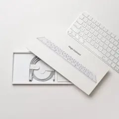 【純正】Apple Magic Keyboard 日本語　ホワイトのサムネイル