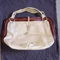 Item thumbnail for item eaf82a4c-f3c5-41fa-b7a8-ad34495ca8ff