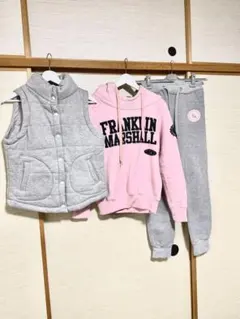 レディース3点セットの裏起毛スウェットセットアップです