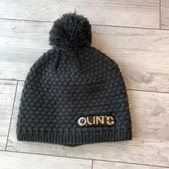 ダークグレー ポンポン付き ニット帽