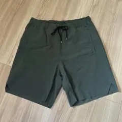 Speedo ショートパンツ水陸両用　カーキ