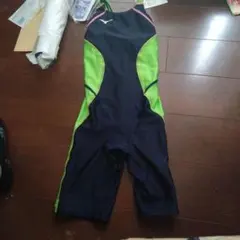 ル*ナ様 新品未使用ミズノ競泳水着 Mサイズ