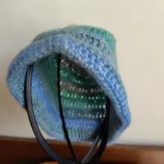 手編みニット帽 青と緑のグラデーション