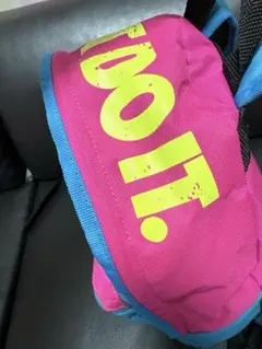 ❤︎Nike リュック❤︎ JUST DO IT. 青 ピンク　黄色