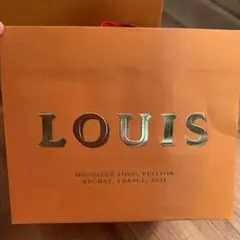 ヴィトン　クリスマス限定　ショッパー　2021