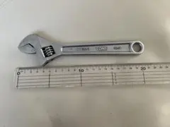 Item thumbnail for item 056484a8-dc86-4c2c-b8e5-48d382ad8bf4