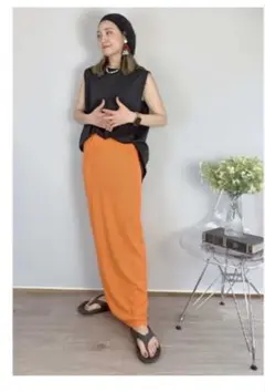 リブニットナロースカート　オレンジ　タイトスカート　Mサイズ　NATSUMI