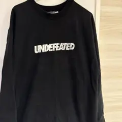 『処分セール.定価15000円』UNDEFEATED クルーネックスウェットXLのサムネイル