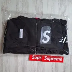 【未開封】シュプリーム　エスロゴパーカー