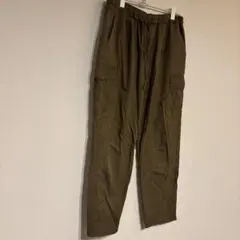 GU オリーブ色 カーゴパンツ レディース　ゴムウエスト XLサイズ