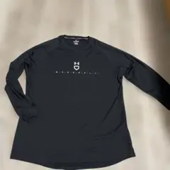 【美品】Under Armour UAテック ロングスリーブTシャツ