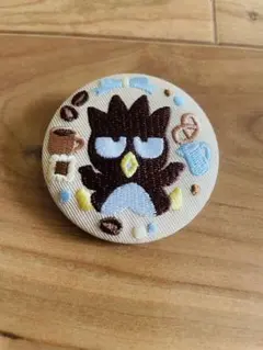 サンリオ　バッドばつ丸　刺繍キャラクター ピンバッジ