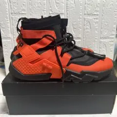 Nike Huarache GRIPP オレンジ/ブラック ハイカットスニーカーのサムネイル