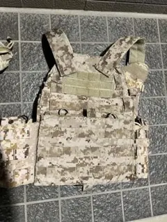 AOR2 プレートキャリア ハイドレーションバック付き AOR2 プレートキャリア ハイドレーションバック付き - メルカリ