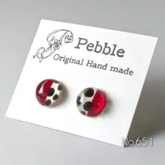 No.651　レジンピアス　ハンドメイド 【半球形】赤　白黒　水玉　レトロ