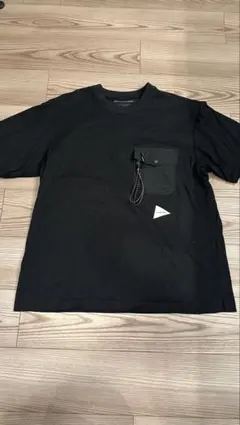 AND WANDER（アンドワンダー） ポケットTシャツ XLサイズのサムネイル