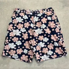 希少・USA製】00s STUSSY 花柄 ショートパンツ 黒タグ 30 - メルカリ
