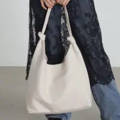 【 ALTROSE 】トートバッグ ワンハンドル A4収納可のサムネイル