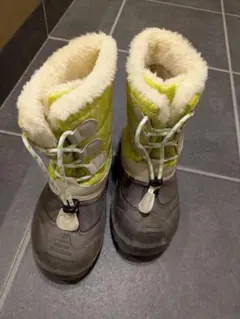 Item thumbnail for item 452ceba7-fa49-4203-a116-f55ee98aaec2