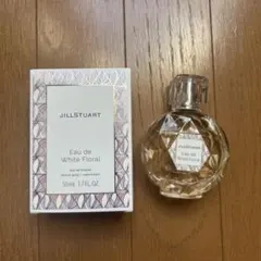 JILL STUART Eau de White Floral 50ml