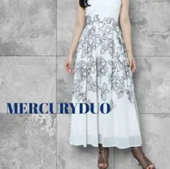 新品✨️MERCURYDUO（マーキュリーデュオ）エンブロイダリーレーススカートのサムネイル