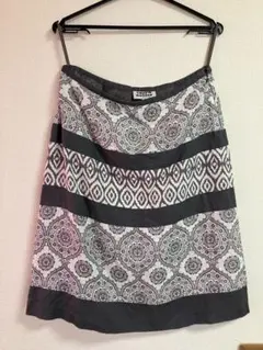 laura ashley ローラアシュレイ　スカート サイズ13 夏　膝丈