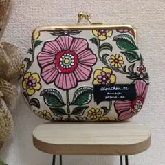 ハンドメイド　がま口ポーチ（北欧花柄ピンク）