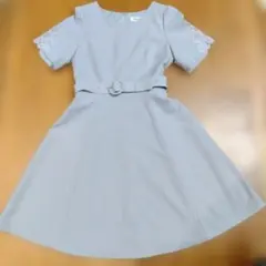 ミッシュマッシュ　ライトグレーレース袖フレアワンピース　Mサイズ