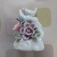 陶器製 置物 鳥と薔薇のモチーフ インテリア