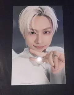 SEVENTEEN NEW_ 仁川 ウィンドブレーカー トレカ ジュン