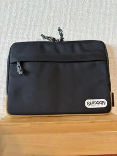 OUTDOOR PRODUCTS タブレットケース、ポーチ ブラックのサムネイル