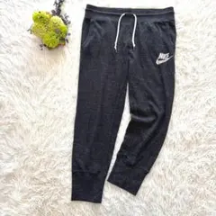 ナイキ　スウェットパンツ　(S) 灰　クロップド丈　スポーツ　カジュアル
