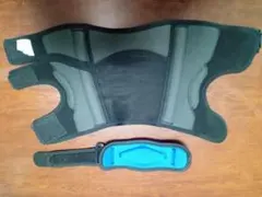 足用サポーター 黒と青の配色　膝　ひざ