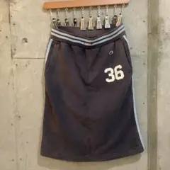 【大人気】Champion チャンピオン スウェットスカート フリーサイズのサムネイル