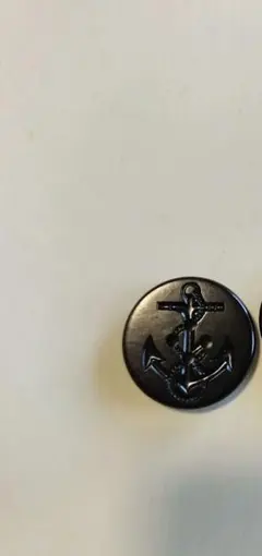 Pコート　黒のアンカー模様ボタン 3.5cm 4つ穴タイプ　1個