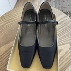 パンプス　黒　ヒール3cmのサムネイル