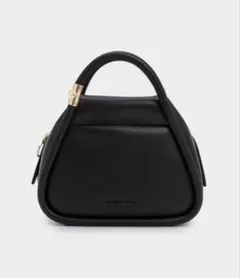 チャールズアンドキース　CHARLES&KEITH ショルダーバッグ