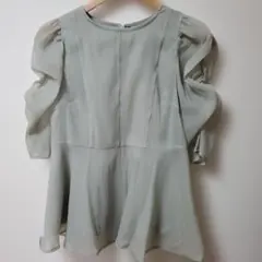 【タグ付き】NATURAL BEAUTY BASIC 薄いグリーン ブラウス