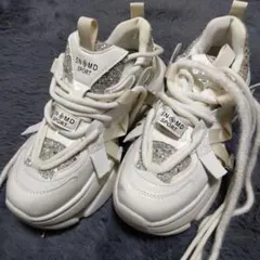 Item thumbnail for item 351759e4-ac38-4b6e-9749-e1181e907188