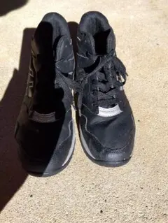 アシックス　スノトレ　ハイカット